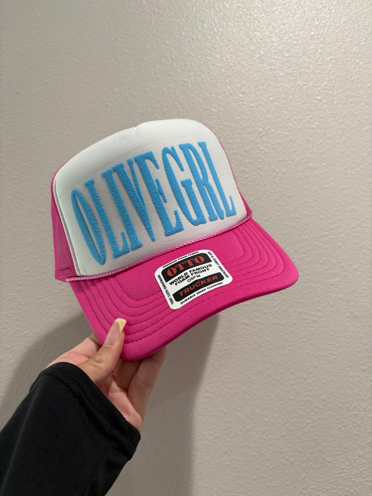 OLIVEGRL Puff Vinyl Trucker