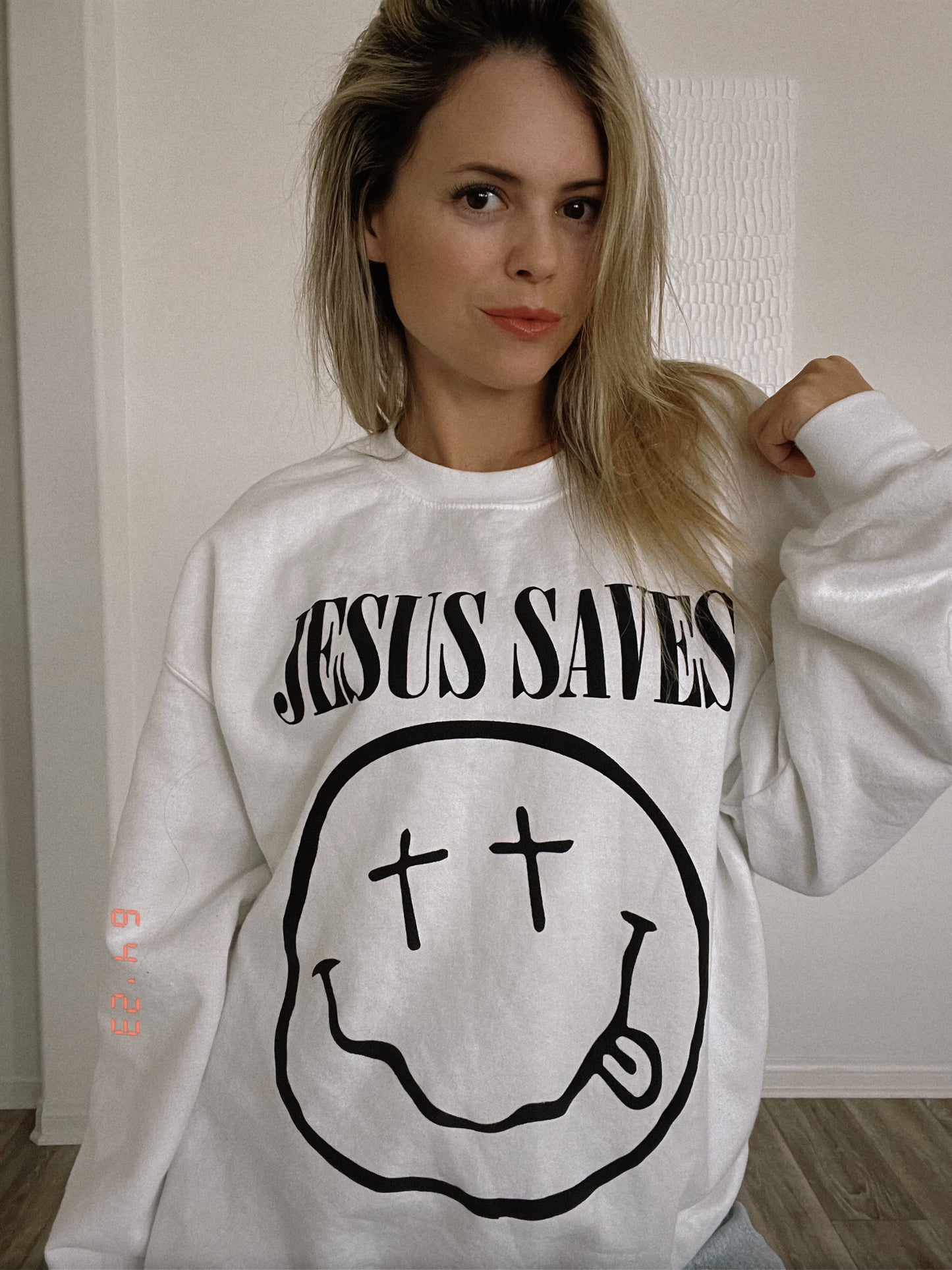 JESUS SAVES White Crewneck Sweatshirt